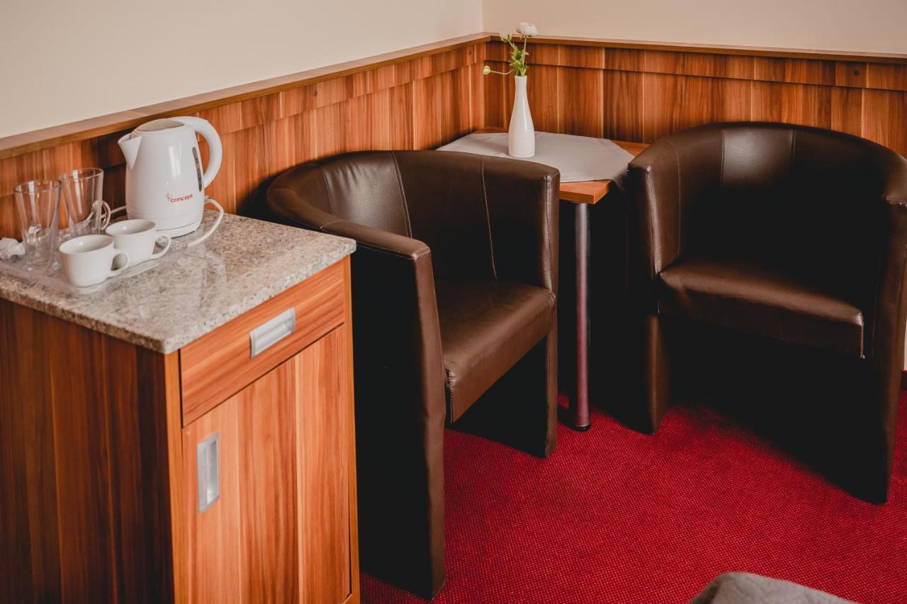 Hotel Nad Morzem- Art-Pension Swierzno Luaran gambar