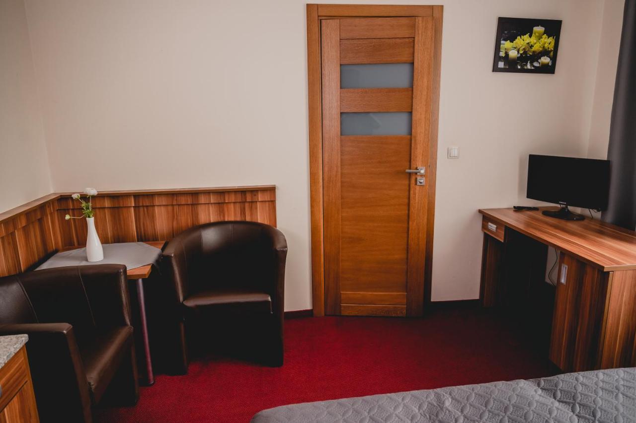 Hotel Nad Morzem- Art-Pension Swierzno Luaran gambar