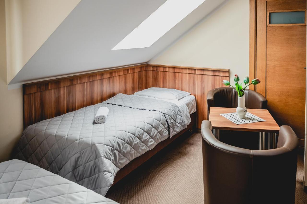 Hotel Nad Morzem- Art-Pension Swierzno Luaran gambar
