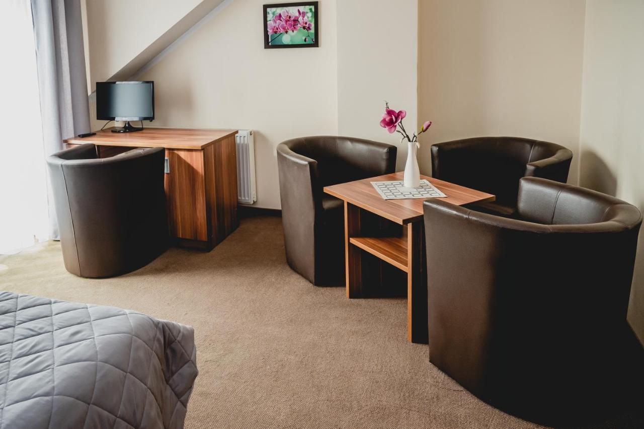 Hotel Nad Morzem- Art-Pension Swierzno Luaran gambar