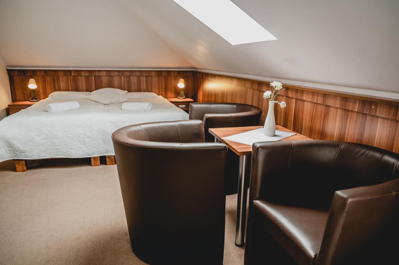 Hotel Nad Morzem- Art-Pension Swierzno Luaran gambar