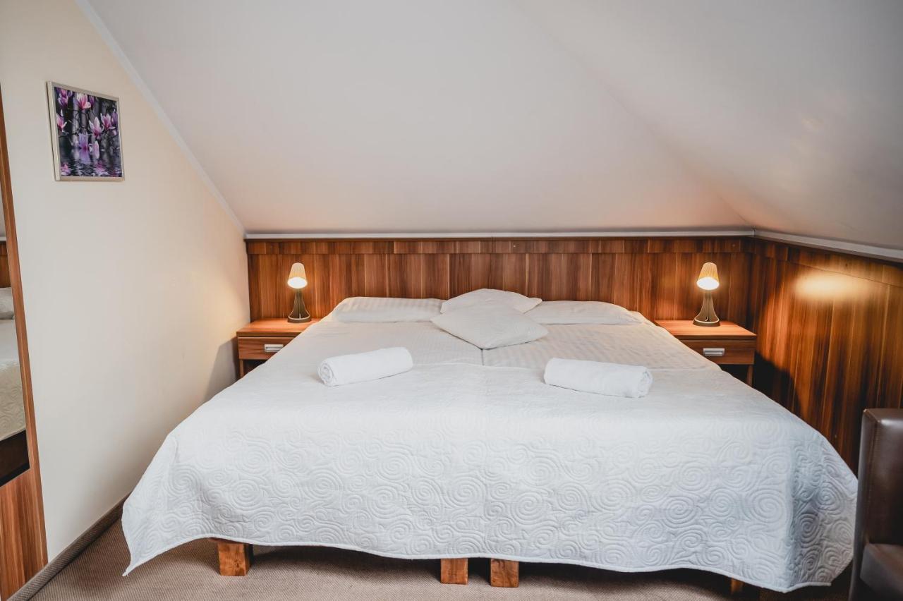 Hotel Nad Morzem- Art-Pension Swierzno Luaran gambar